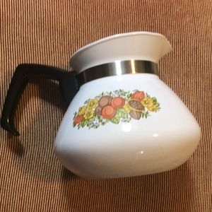Vintage CorningWare Spice of Life 3 3/4 cup Cup Tea /coffee pot